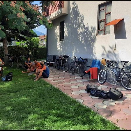 Bus Station Hostel Πέγια Εξωτερικό φωτογραφία
