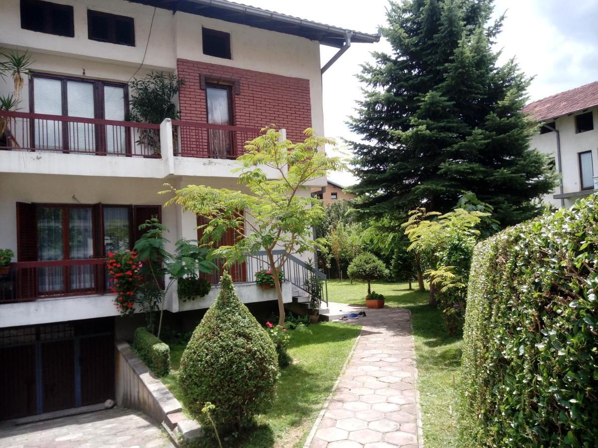 Bus Station Hostel Πέγια Εξωτερικό φωτογραφία