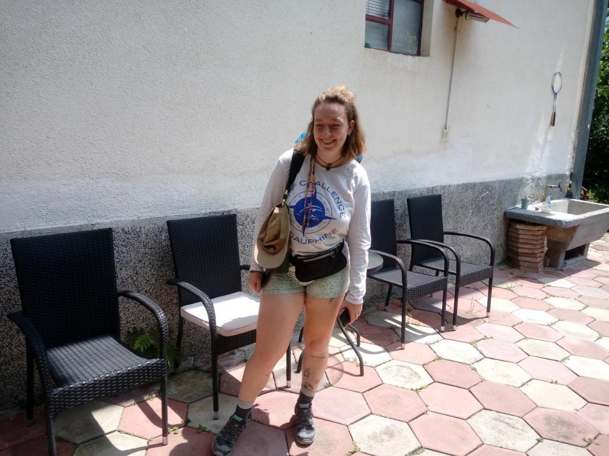 Bus Station Hostel Πέγια Εξωτερικό φωτογραφία