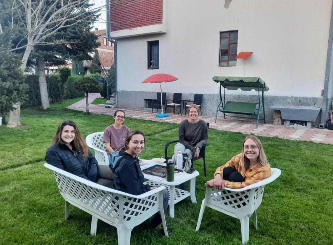 Bus Station Hostel Πέγια Εξωτερικό φωτογραφία