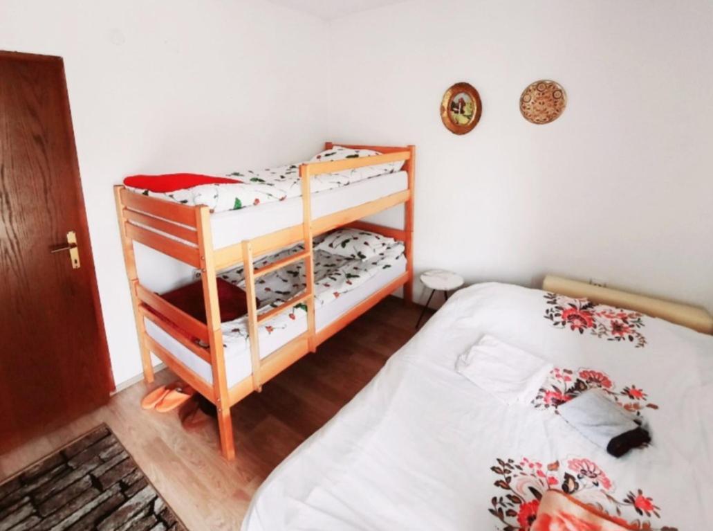 Bus Station Hostel Πέγια Εξωτερικό φωτογραφία