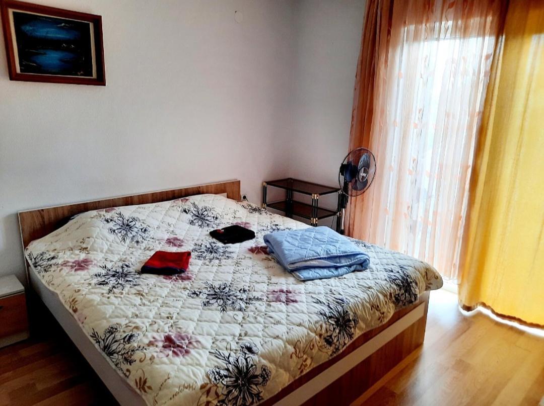 Bus Station Hostel Πέγια Εξωτερικό φωτογραφία