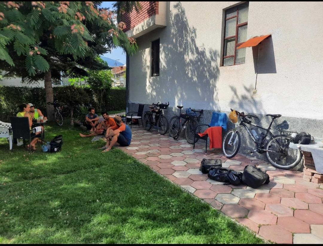 Bus Station Hostel Πέγια Εξωτερικό φωτογραφία